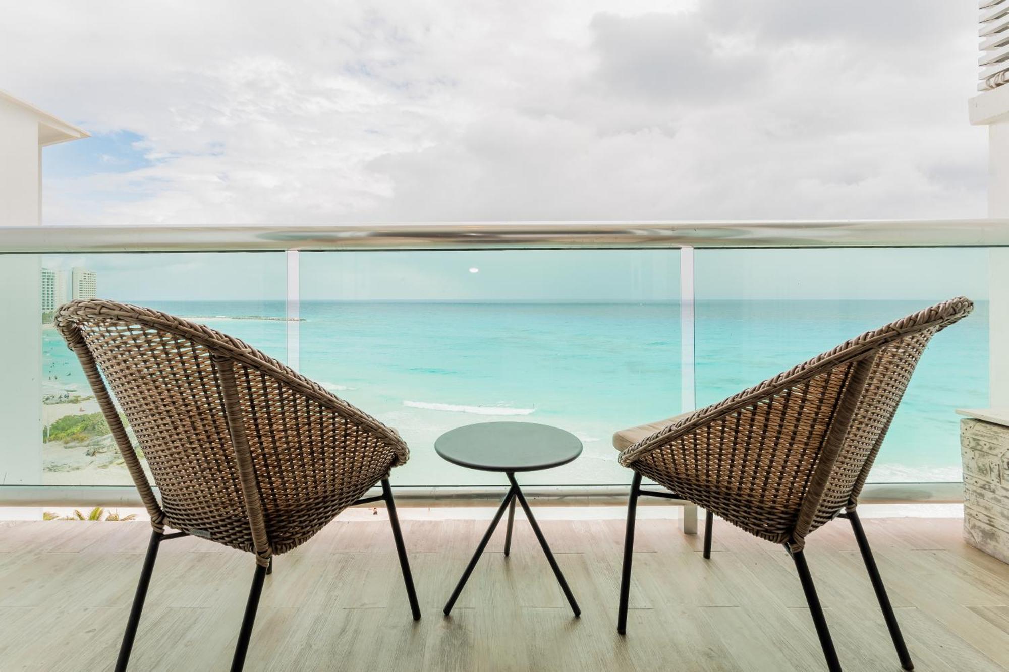 Apartahotel The Oceanfront By Casa Paraiso *