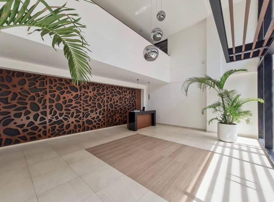 Panoramic Penthouse *