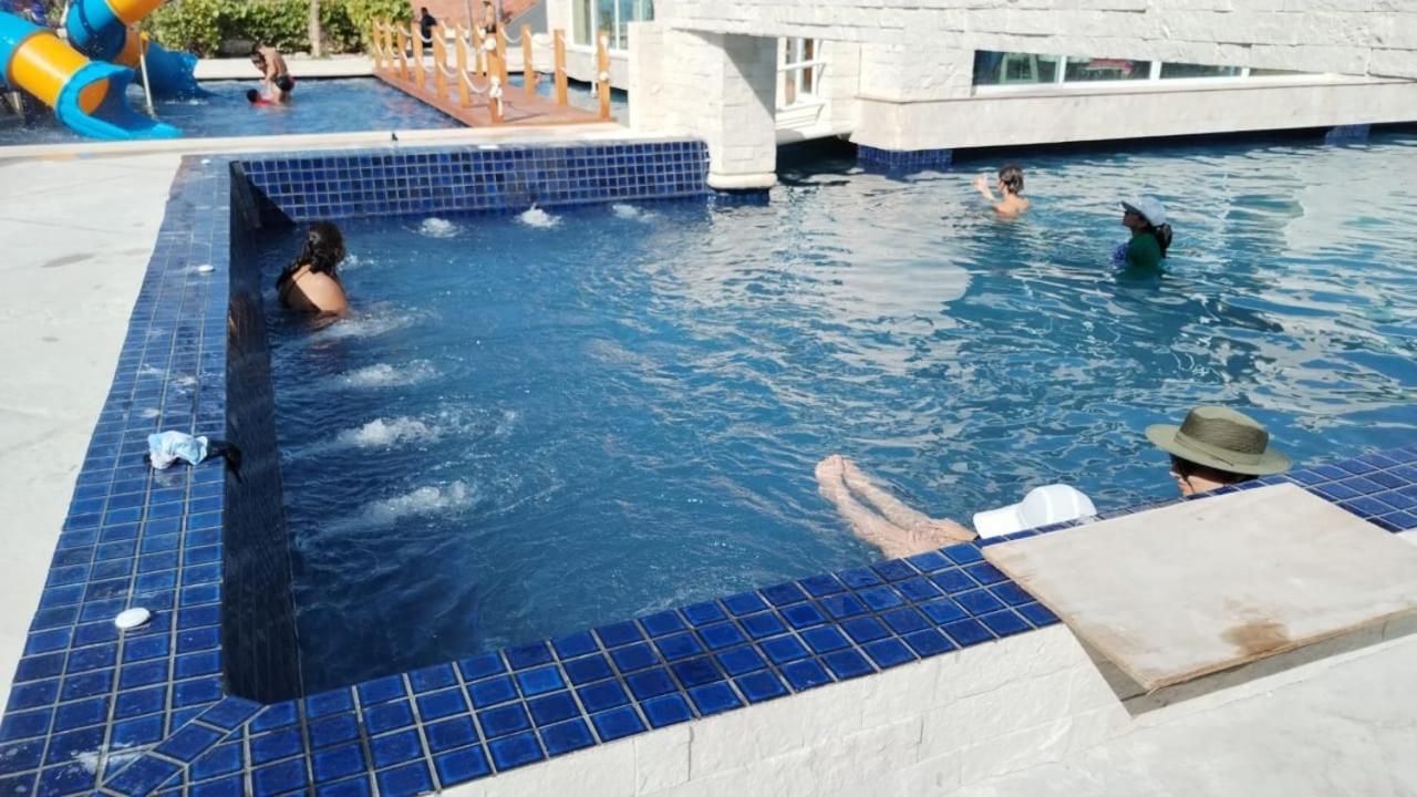 Apartamento Beachview & Balcony 3905