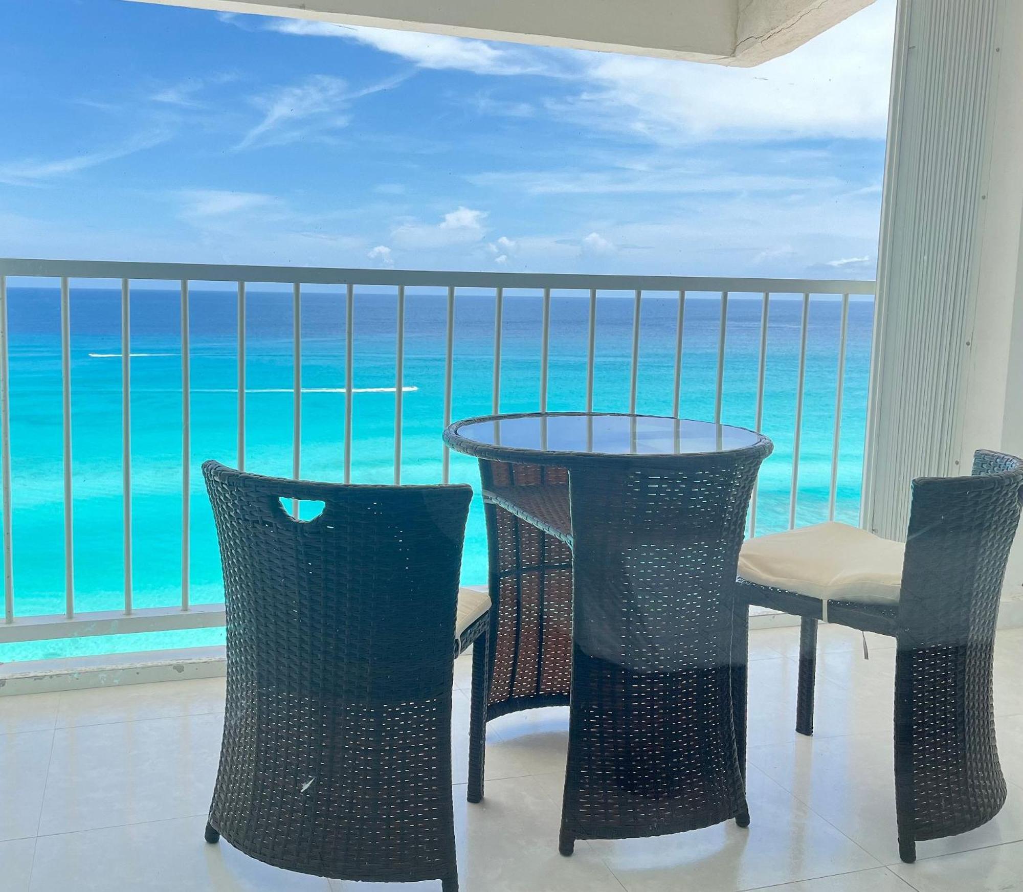 Apartment Beautiful Front Pent House In Cancun!!! *
