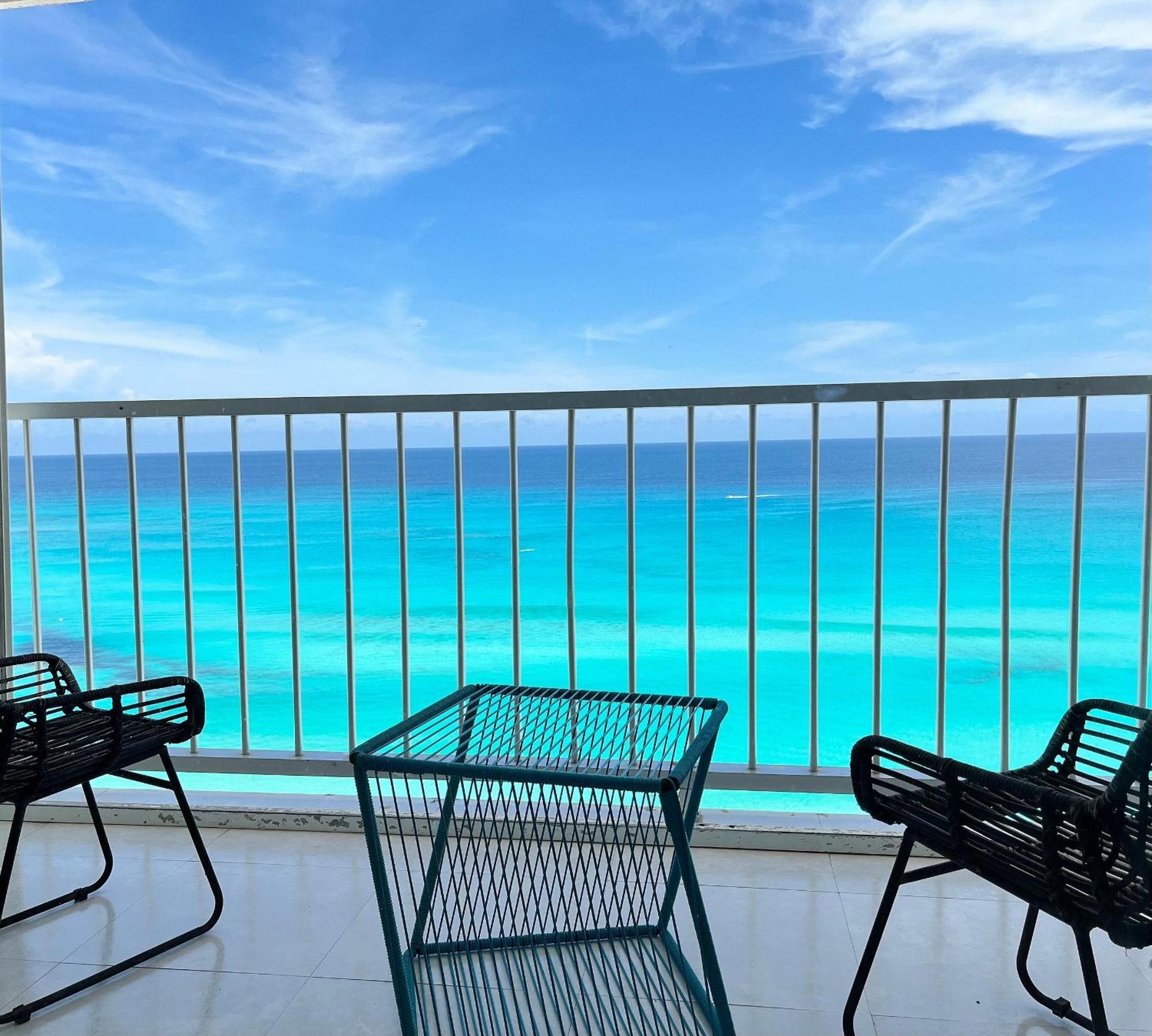 Apartment Beautiful Front Pent House In Cancun!!!