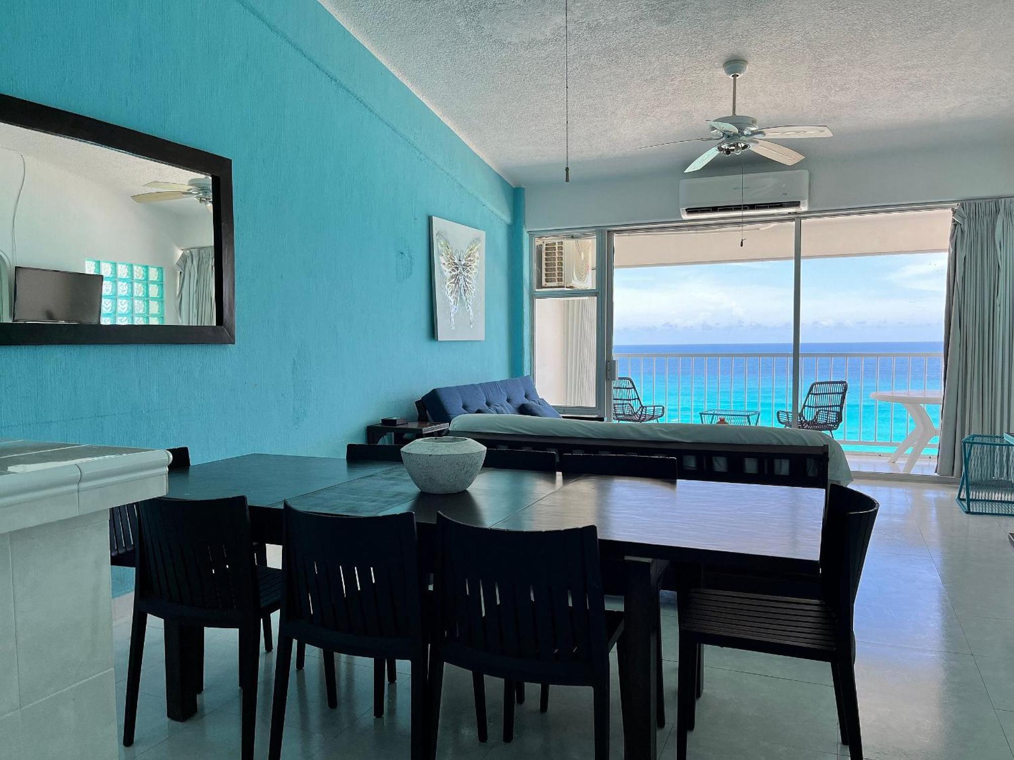 Beautiful Front Pent House In Cancun!!! *