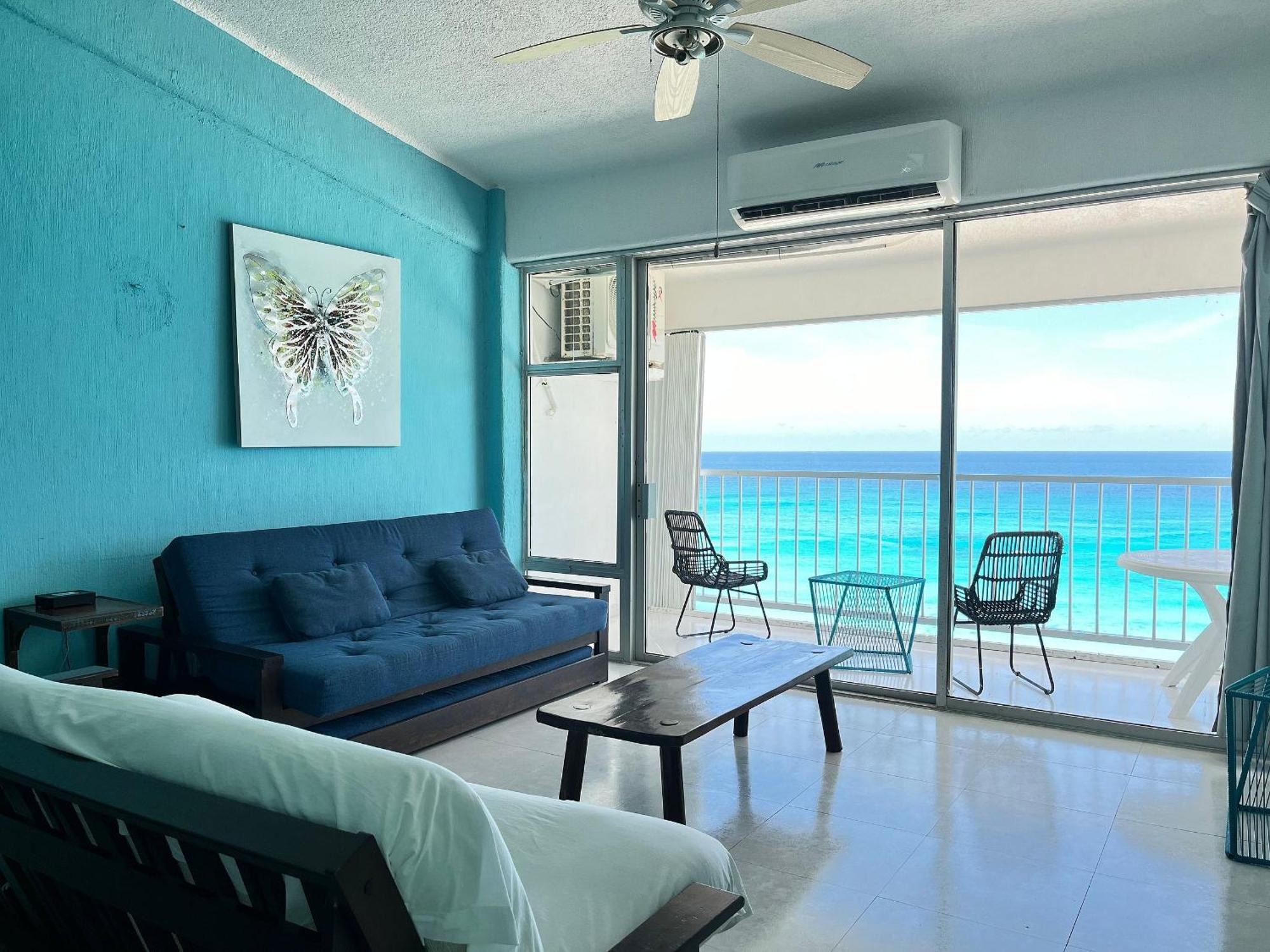 Beautiful Front Pent House In Cancun!!! * Cancun