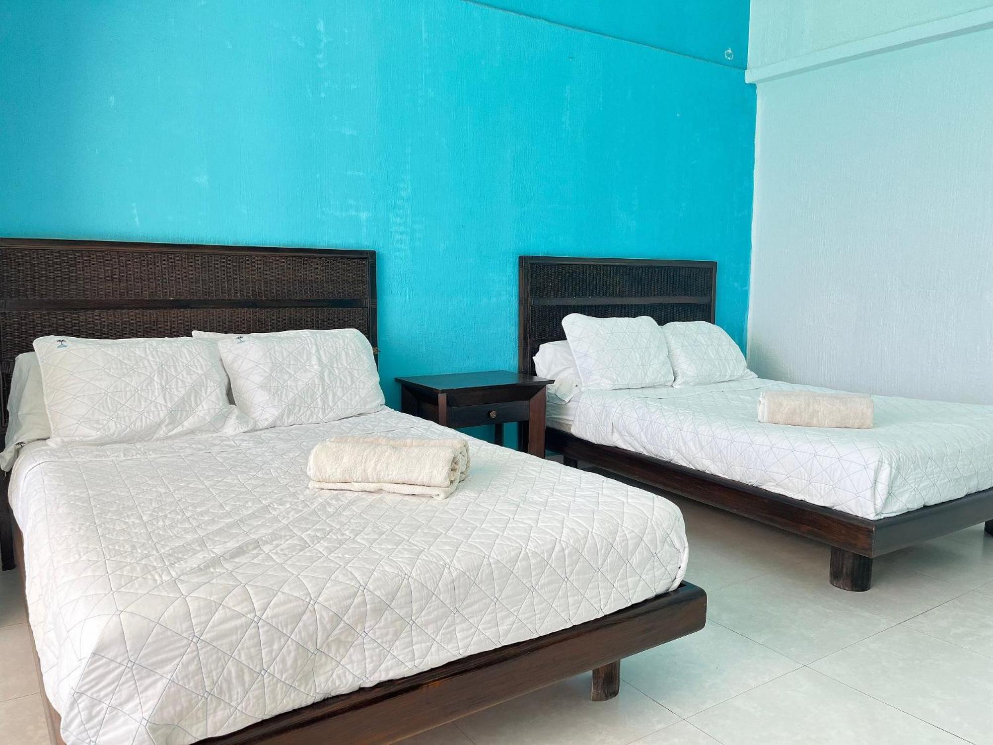 Beautiful Front Pent House In Cancun!!! * Cancun