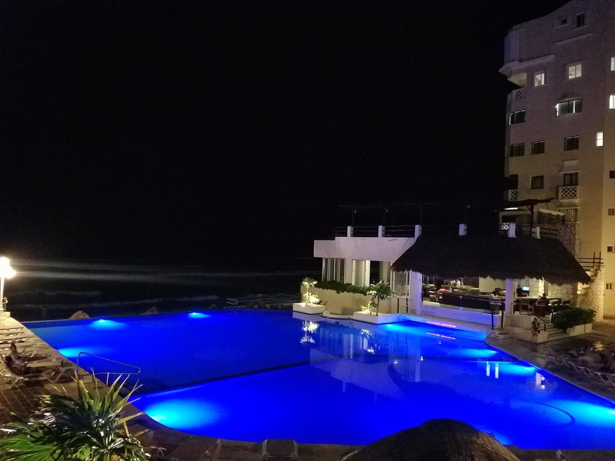 Aparthotel Plaza