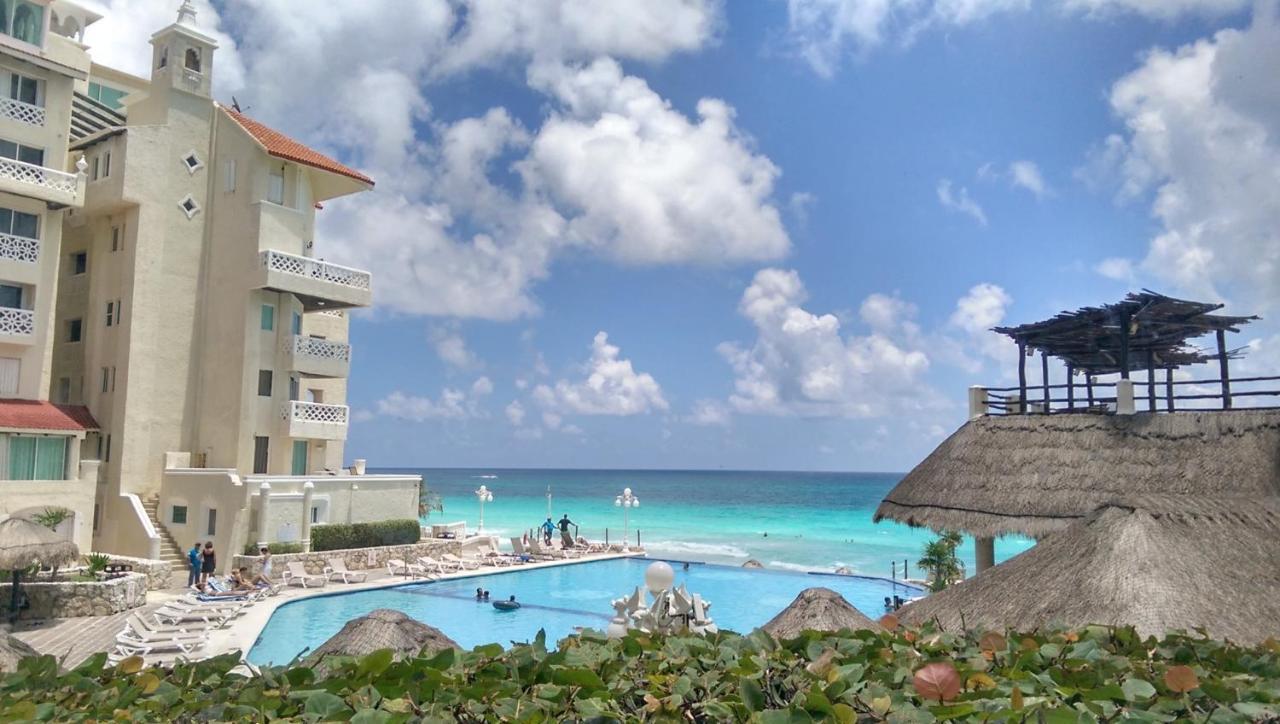 Plaza Aparthotel Cancun